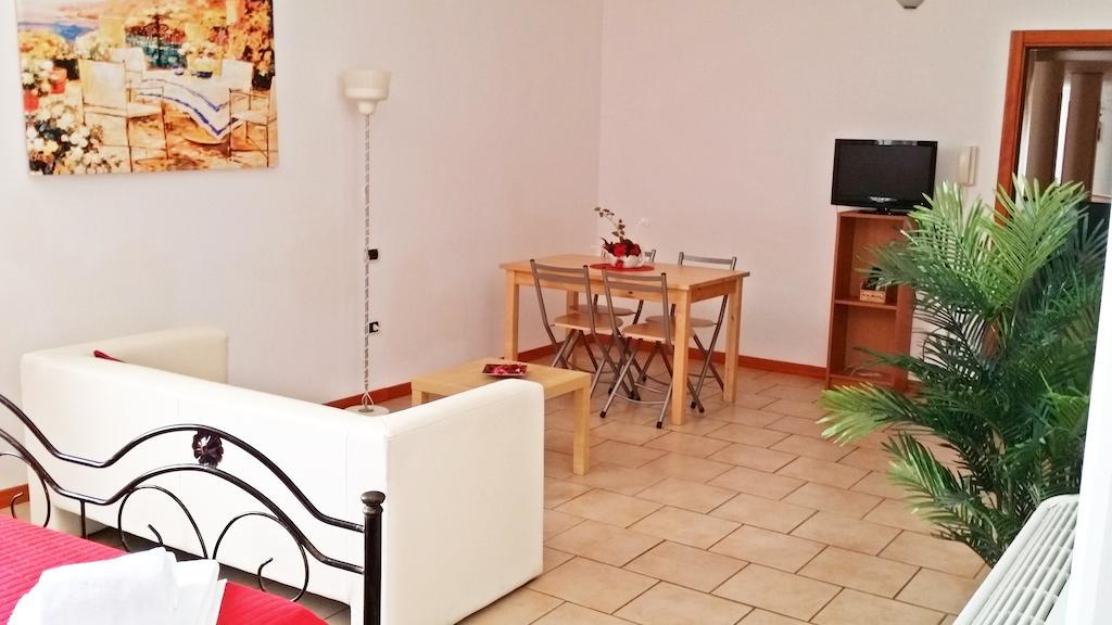 Hotel Residence Lupiae Lecce Oda fotoğraf